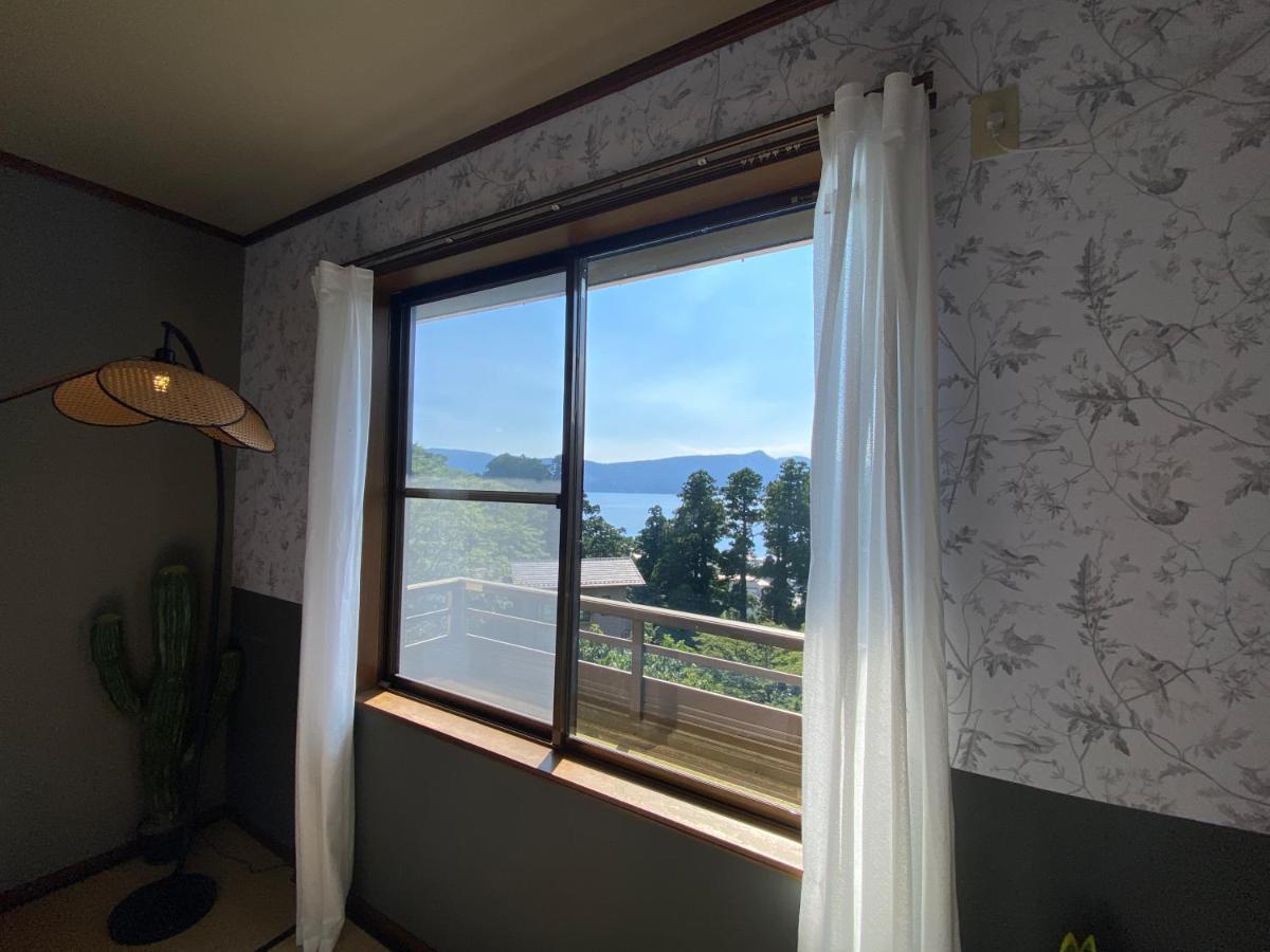 芦ノ湖富士山見えるクラシック部屋201 Lägenhet Hakone Exteriör bild